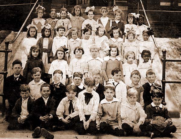 Thomas Jefferson Grade School (abt. 1917)